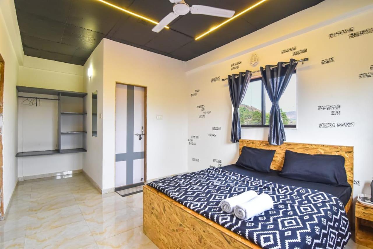 Empyrean Stay Ll 3Bhk Ll Black Horse Villa Ll Ac Ll Private Pool Ll Wifi II Lux Ll Lonavala Exterior foto