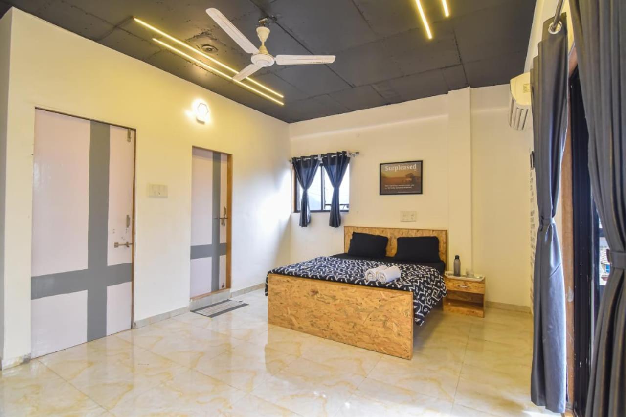 Empyrean Stay Ll 3Bhk Ll Black Horse Villa Ll Ac Ll Private Pool Ll Wifi II Lux Ll Lonavala Exterior foto